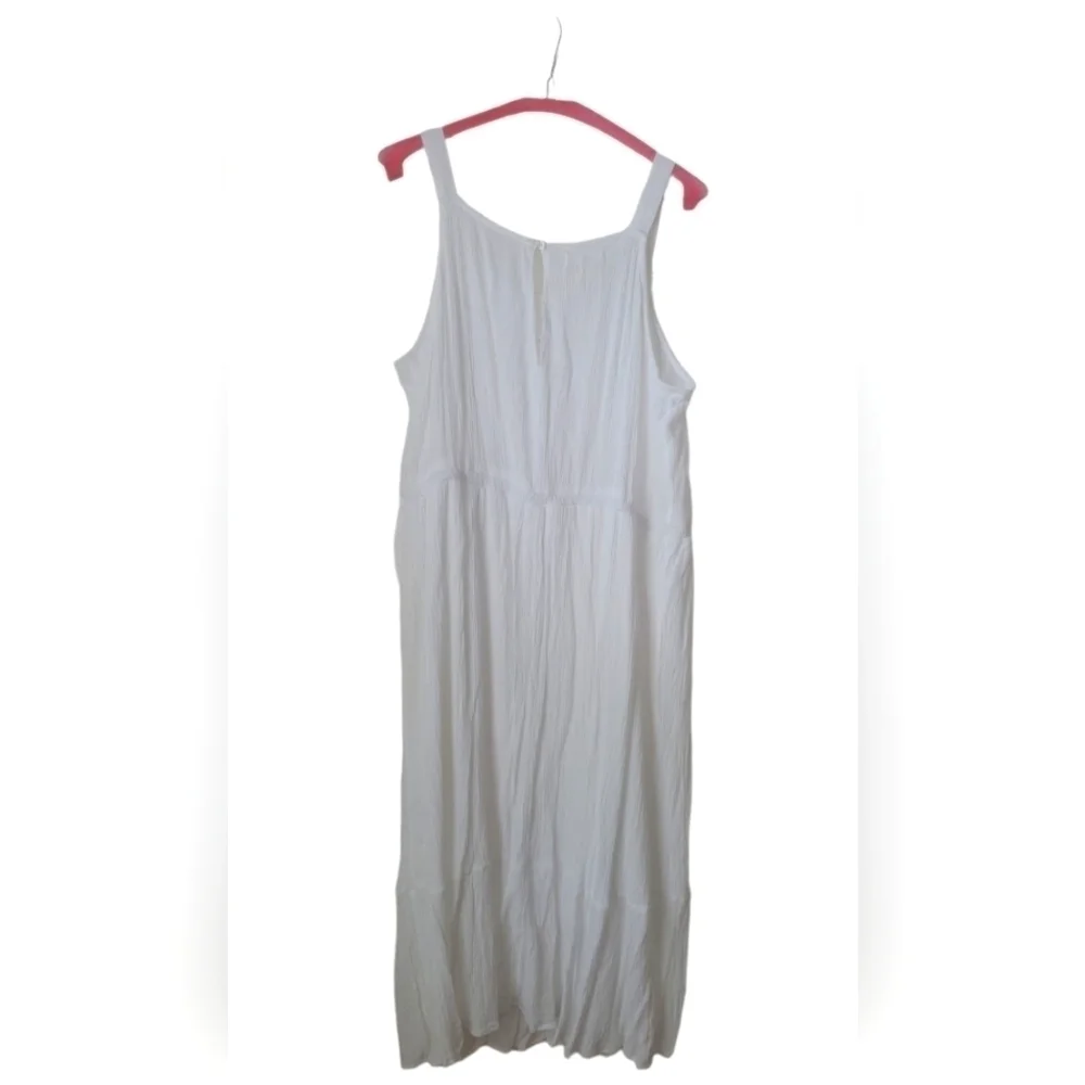 Maurices White Halter Neck  Flowy Crinkle Fabric Sleeveless Midi Dress XXL